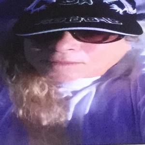 Meet your Posher, Toni